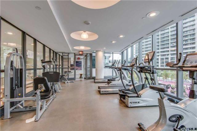 Lakefront Living Downtown Toronto - Free Parking, Gym, Indoor Pool Экстерьер фото